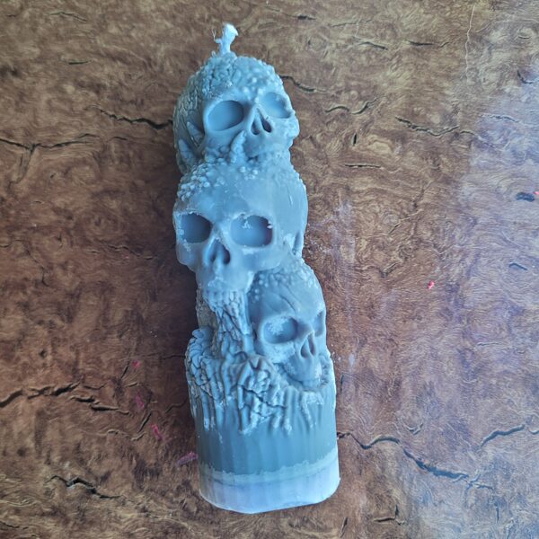 Soy wax candle - Three skulls